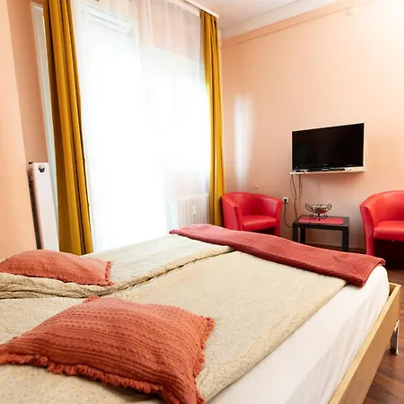 Danube Dwelling Asboth 19-2